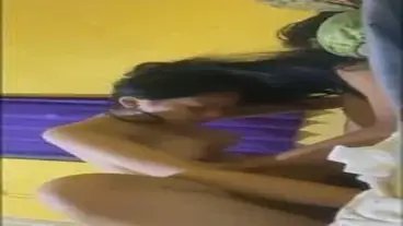 Gadis Cantik Goyang Atas Kasur WOT Belajar